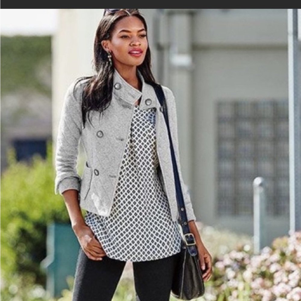 CAbi Cleo Tunic Top #3272 Foulard Print Size Large EUC
